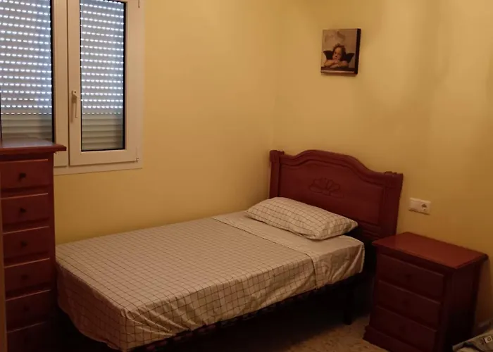 Ninos 科尼尔-德拉弗龙特拉